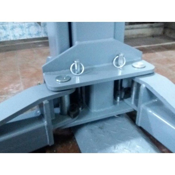 Подъемник двухстоечный с нижней синхронизацией SkyRack SR-2040N (4т)
