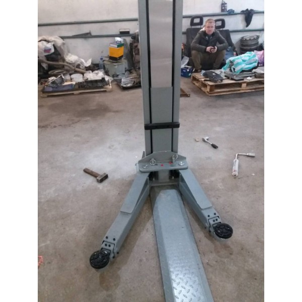 Подъемник двухстоечный с нижней синхронизацией SkyRack SR-2040N (4т)