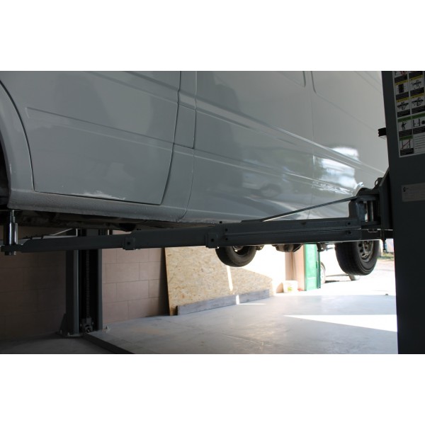 Подъемник двухстоечный с нижней синхронизацией SkyRack SR-2055 (5.5т)